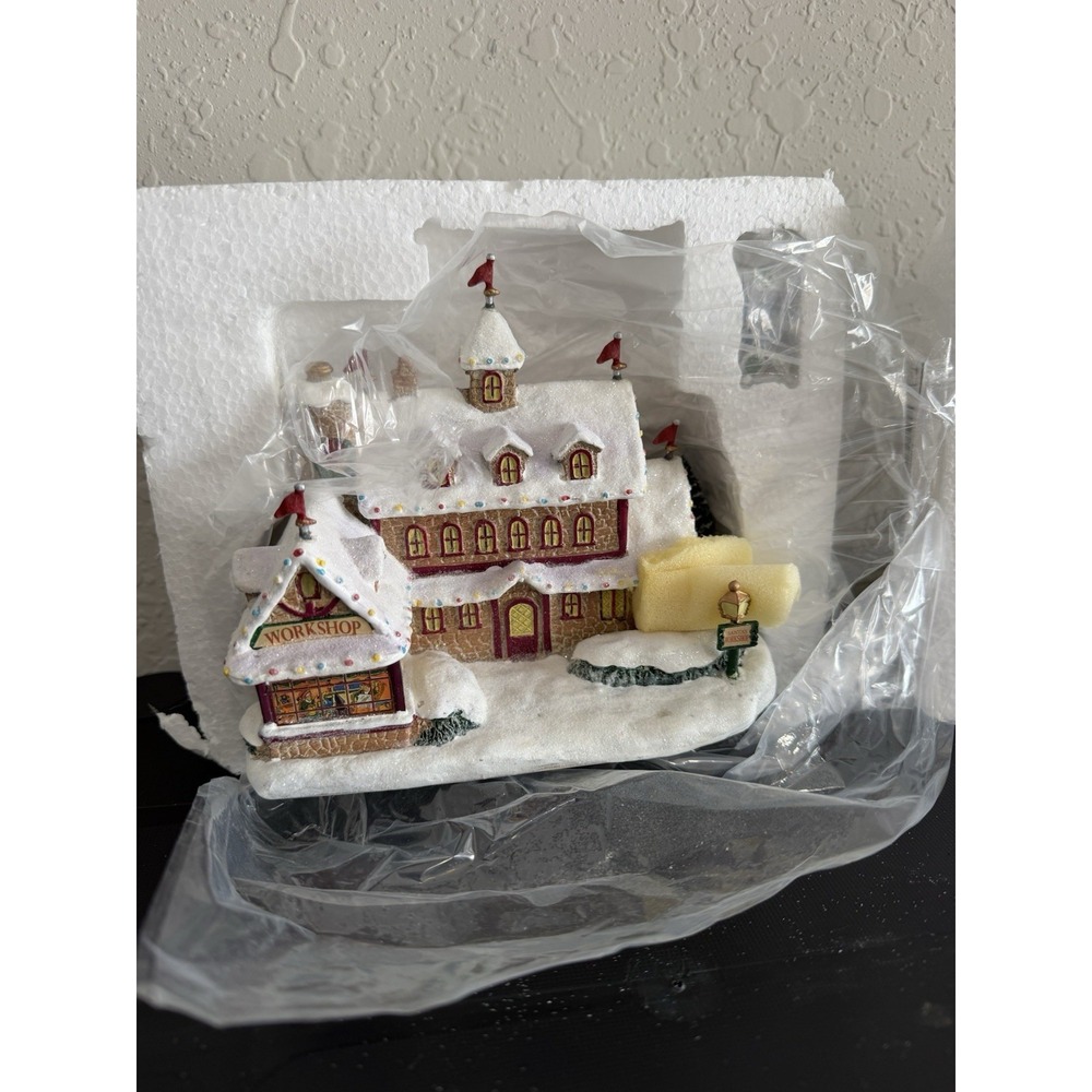 Thomas Kinkade North Pole Village "Santa's Workshop" Sculpture COA In Styrofoam